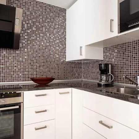 Apartment Shoreline In By Costarentals - Ref 88
